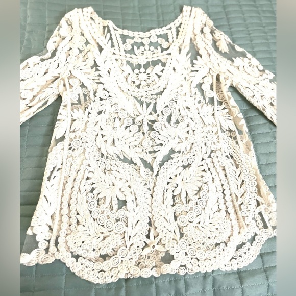 Tops - Beautiful lace semi sheer long sleeve blouse, floral embroidery, size M